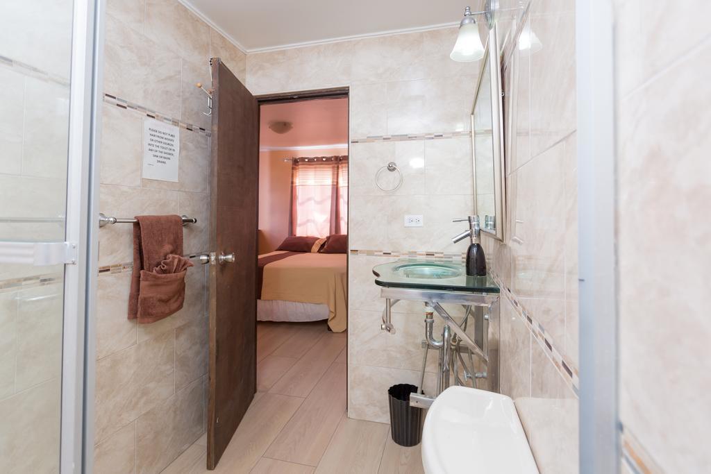 Cozy Accommodations - Dorchester City Line Кингстън Екстериор снимка